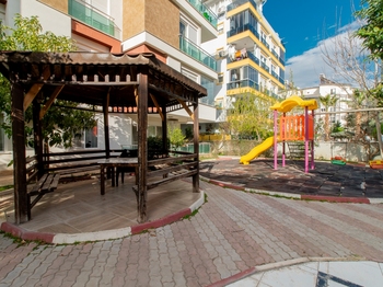 KONYAALTI HURMA MAHALLESİ VİA MARİS 1 SİTESİ 1+1 SATILIK DAİRE