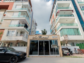 KONYAALTI HURMA MAHALLESİ VİA MARİS 1 SİTESİ 1+1 SATILIK DAİRE