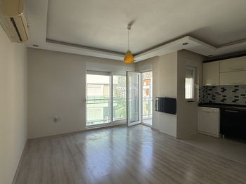 KONYAALTI HURMA MAHALLESİ VİA MARİS 1 SİTESİ 1+1 SATILIK DAİRE