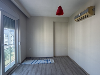 KONYAALTI HURMA MAHALLESİ VİA MARİS 1 SİTESİ 1+1 SATILIK DAİRE
